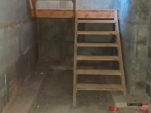 дом по адресу Бориспольская ул.