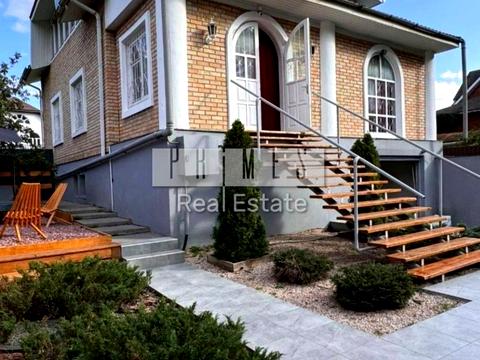 будинок за адресою Виставкова вул., 1