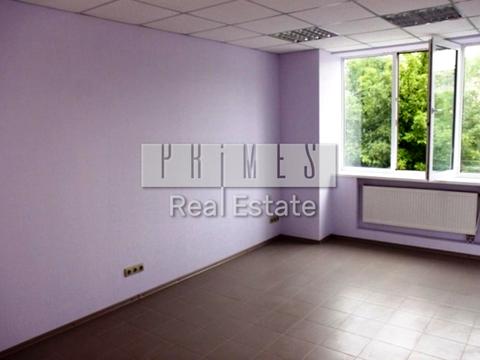 комерційна за адресою Лісова вул., 2