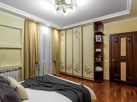 квартира за адресою Київ, Дніпровська набережна вул., 1