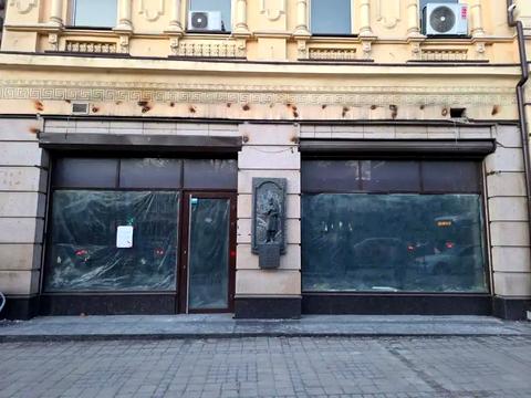 коммерческая по адресу Дмитрия Яворницкого просп. (Карла Маркса), 40