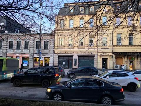 коммерческая по адресу Дмитрия Яворницкого просп. (Карла Маркса), 40