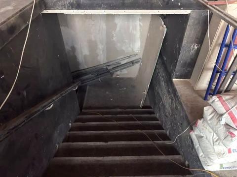 коммерческая по адресу Дмитрия Яворницкого просп. (Карла Маркса), 40