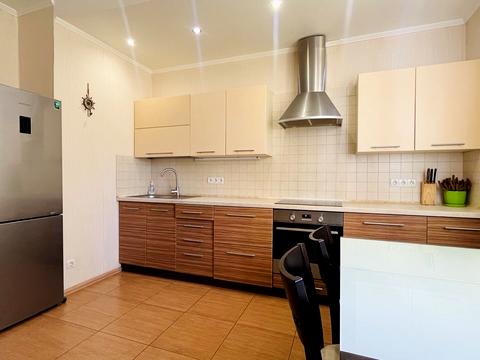 квартира за адресою Композитора Мейтуса вул., 4-А