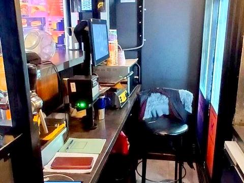 комерційна за адресою Світла вул., 19б