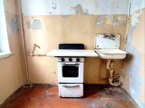 квартира за адресою Льва Ландау просп. (50-річчя СРСР), 4