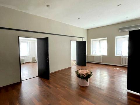 комерційна за адресою Полтавська вул., 9