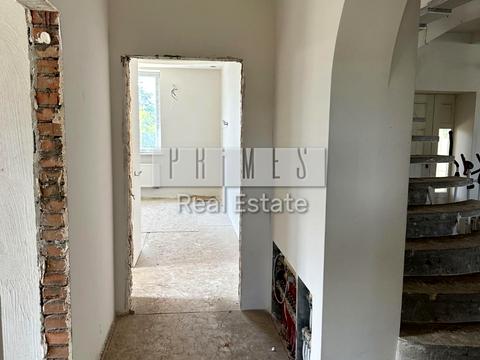 будинок за адресою Вишнева вул.