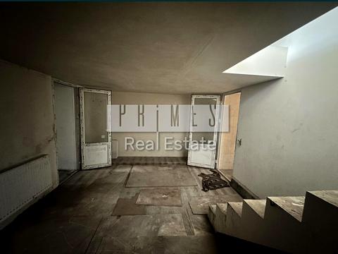 будинок за адресою Вишнева вул.