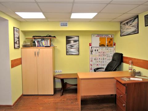 комерційна за адресою Київ, Єреванська вул., 8