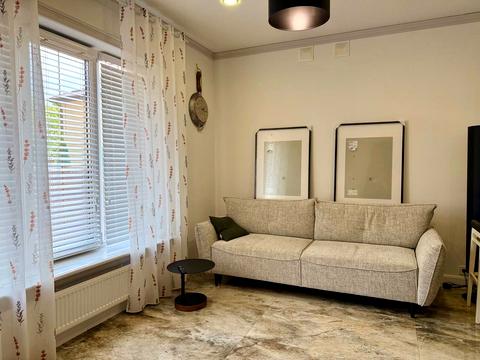 будинок за адресою Єдина