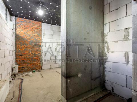 комерційна за адресою Тадея Рильського бульв., 1