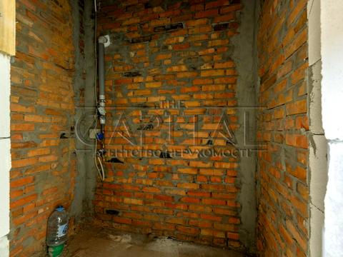 комерційна за адресою Тадея Рильського бульв., 1