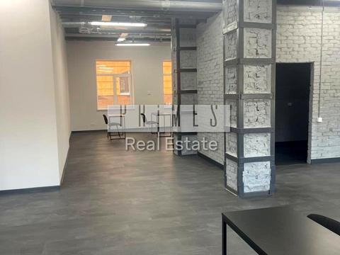 комерційна за адресою Миколи Грінченка вул., 2