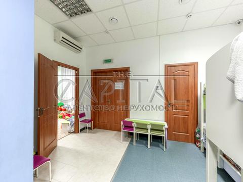 комерційна за адресою Урлівська вул., 21