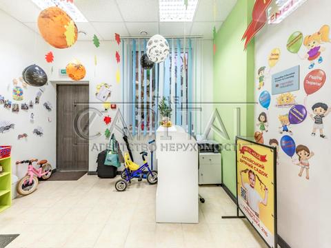 комерційна за адресою Урлівська вул., 21