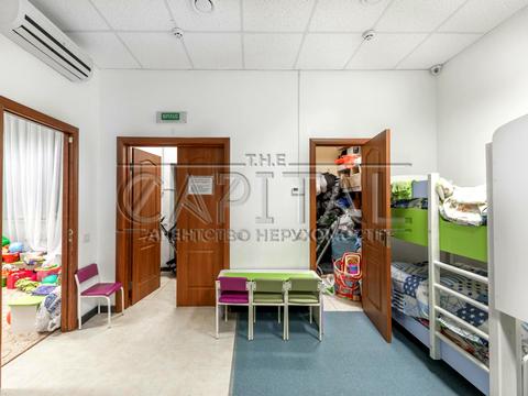 комерційна за адресою Урлівська вул., 21