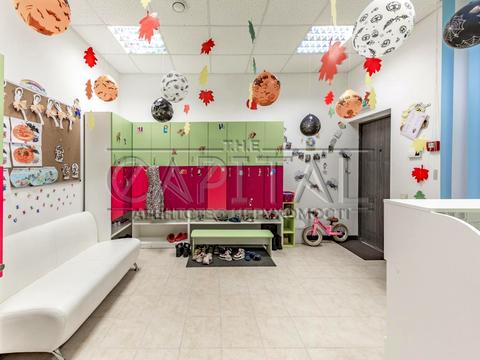 комерційна за адресою Урлівська вул., 21