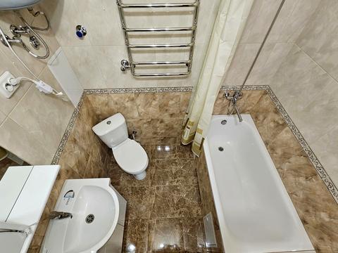 квартира за адресою Кальвільна вул., 38