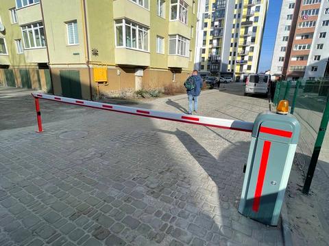 квартира по адресу Андрея Сахарова ул., 16б