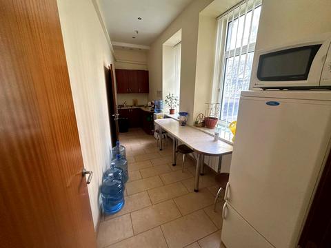 комерційна за адресою Олександра Кониського вул., 80