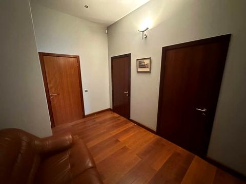 комерційна за адресою Олександра Кониського вул., 80