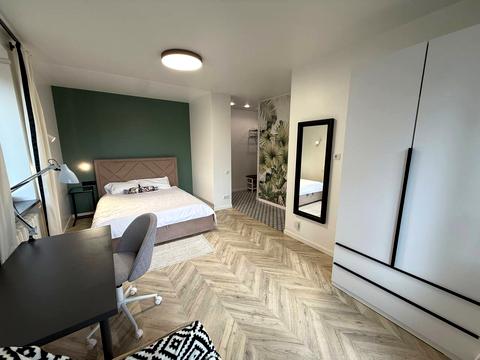 квартира за адресою Івана Богуна вул., 12