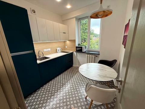 квартира за адресою Івана Богуна вул., 12