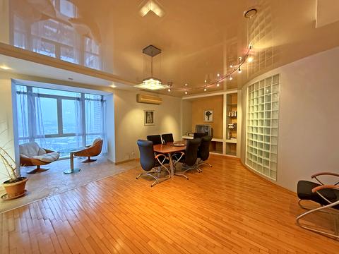 квартира за адресою Андрія Верхогляда вул. (Михайла Драгомирова), 2