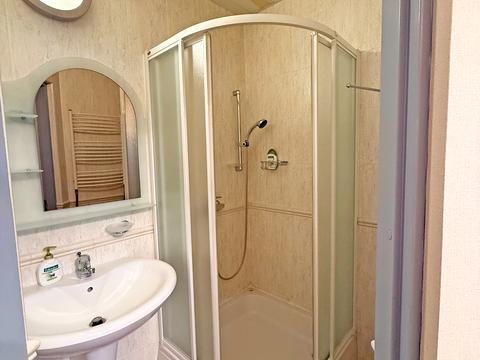 квартира за адресою Андрія Верхогляда вул. (Михайла Драгомирова), 2