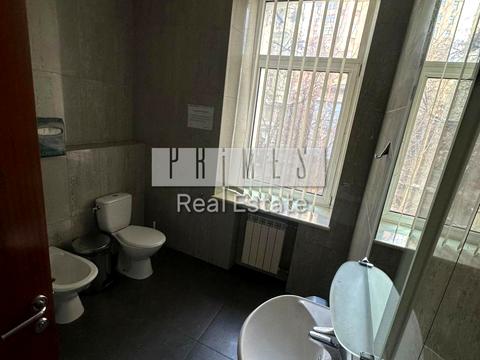 комерційна за адресою Олександра Кониського вул., 80