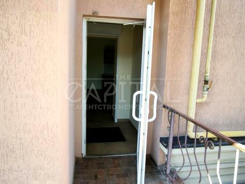 коммерческая по адресу Житня ул., 17