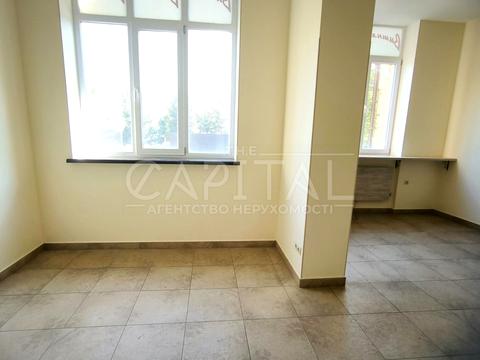 коммерческая по адресу Житня ул., 17