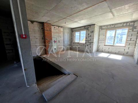 комерційна за адресою Київ, Ревуцького вул., 40