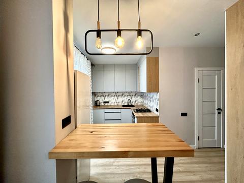 квартира за адресою Українська вул., 83б к.1-5