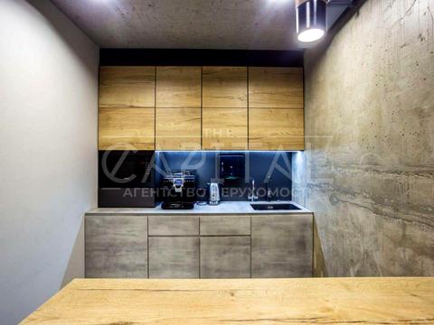 комерційна за адресою Валерія Лобановського просп., 150-Б