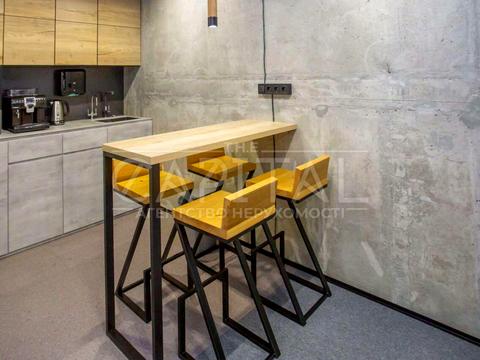 комерційна за адресою Валерія Лобановського просп., 150-Б