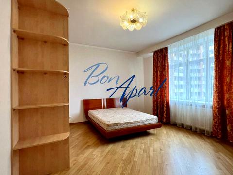 квартира за адресою Лесі Українки бульв., 7-Б