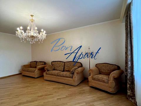 квартира за адресою Лесі Українки бульв., 7-Б