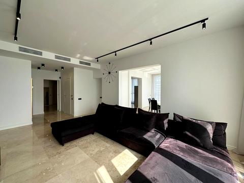 квартира за адресою Літературна вул., 12а, к.1