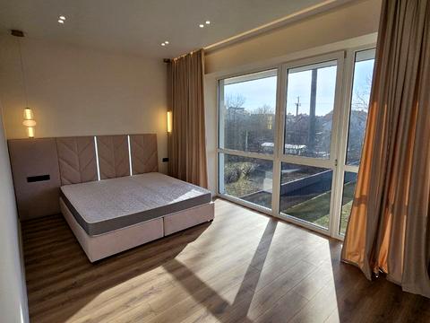 дом по адресу набережная Василия Стефаника ул.