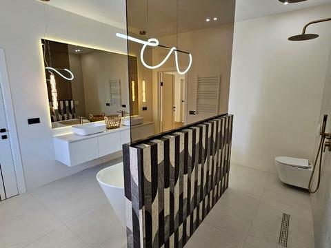 дом по адресу набережная Василия Стефаника ул.