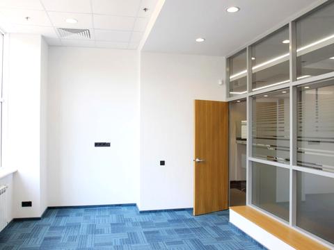 комерційна за адресою Київ, Євгена Коновальця вул. (Щорса), 44-А