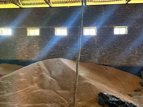 коммерческая по адресу Молодіжна, 3а