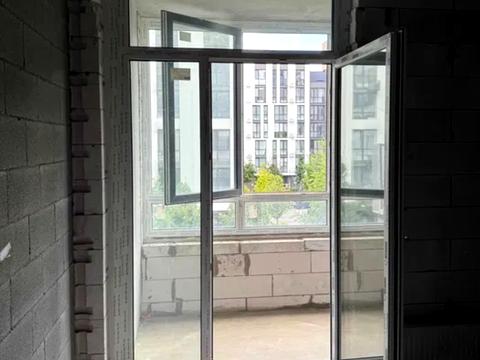 квартира за адресою Салютна вул., (Будинок 02301-02303)