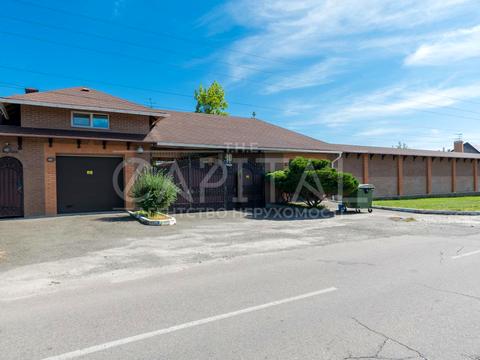 будинок за адресою с. Іванковичі, Соборна вул.