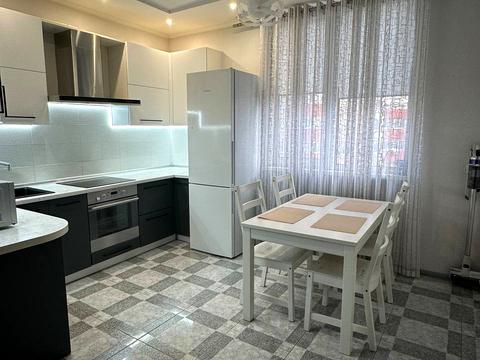 квартира за адресою Степана Рудницького вул. (Академіка Вільямса), 5