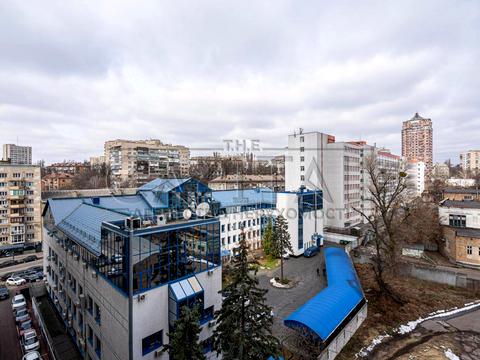 комерційна за адресою Кловський узвіз (Кловський), 7a