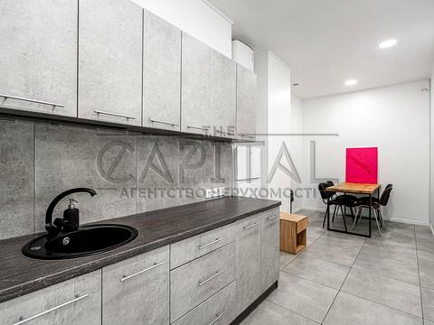 комерційна за адресою Кловський узвіз (Кловський), 7a