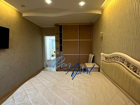 квартира за адресою Авіаконструктора Ігоря Сікорського вул. (Танкова), 1